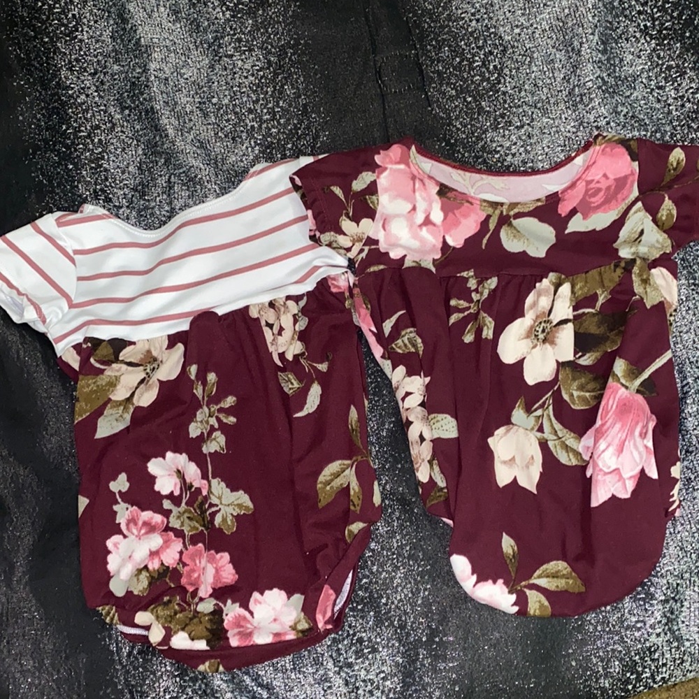 Baby girl rompers 9-12M selling as a bundle